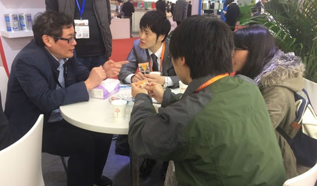 公司董事长兼总经理宗宇后应邀参加世界制罐大会